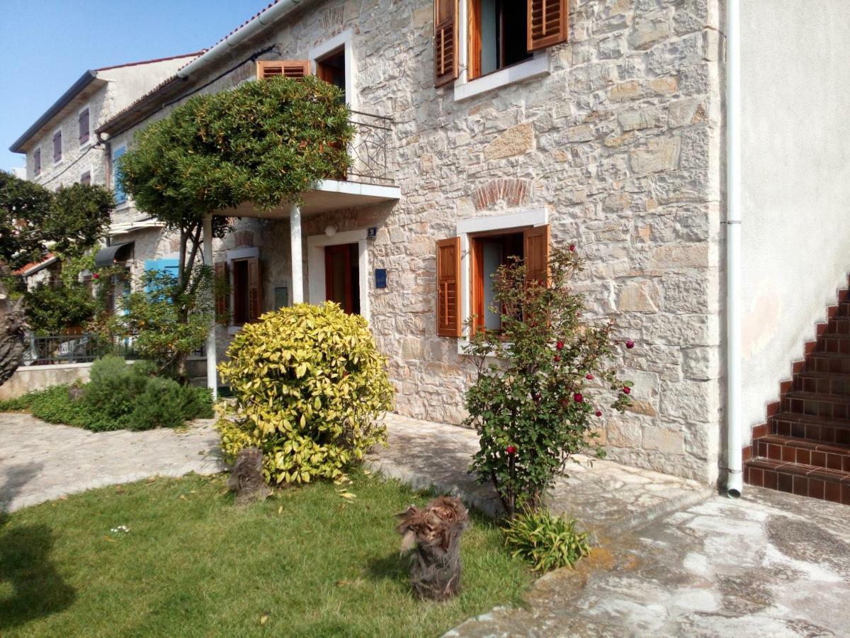 Apartment Rivarela 31 Novigrad  Екстер'єр фото